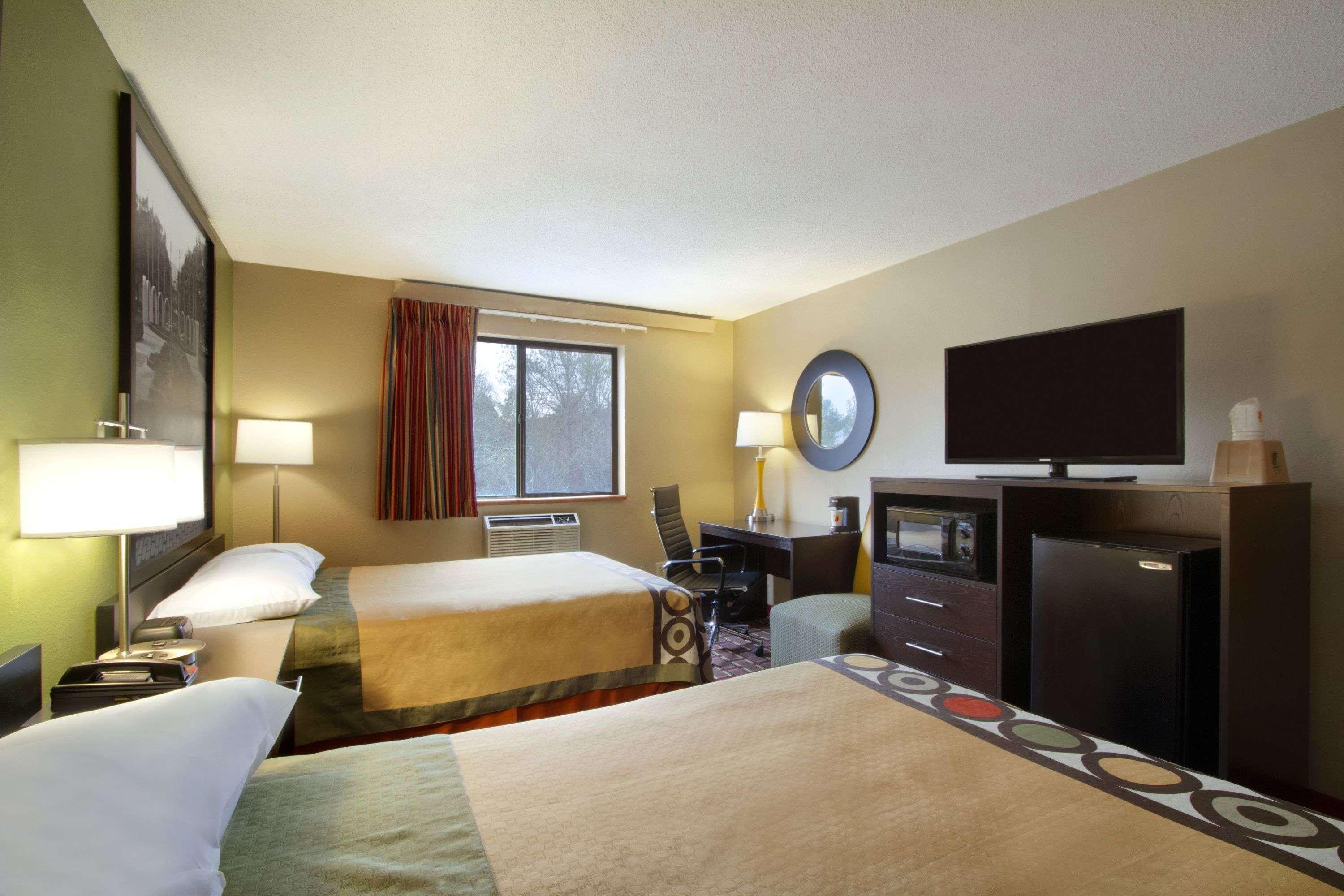 Super 8 By Wyndham Homewood Birmingham Area Exterior photo