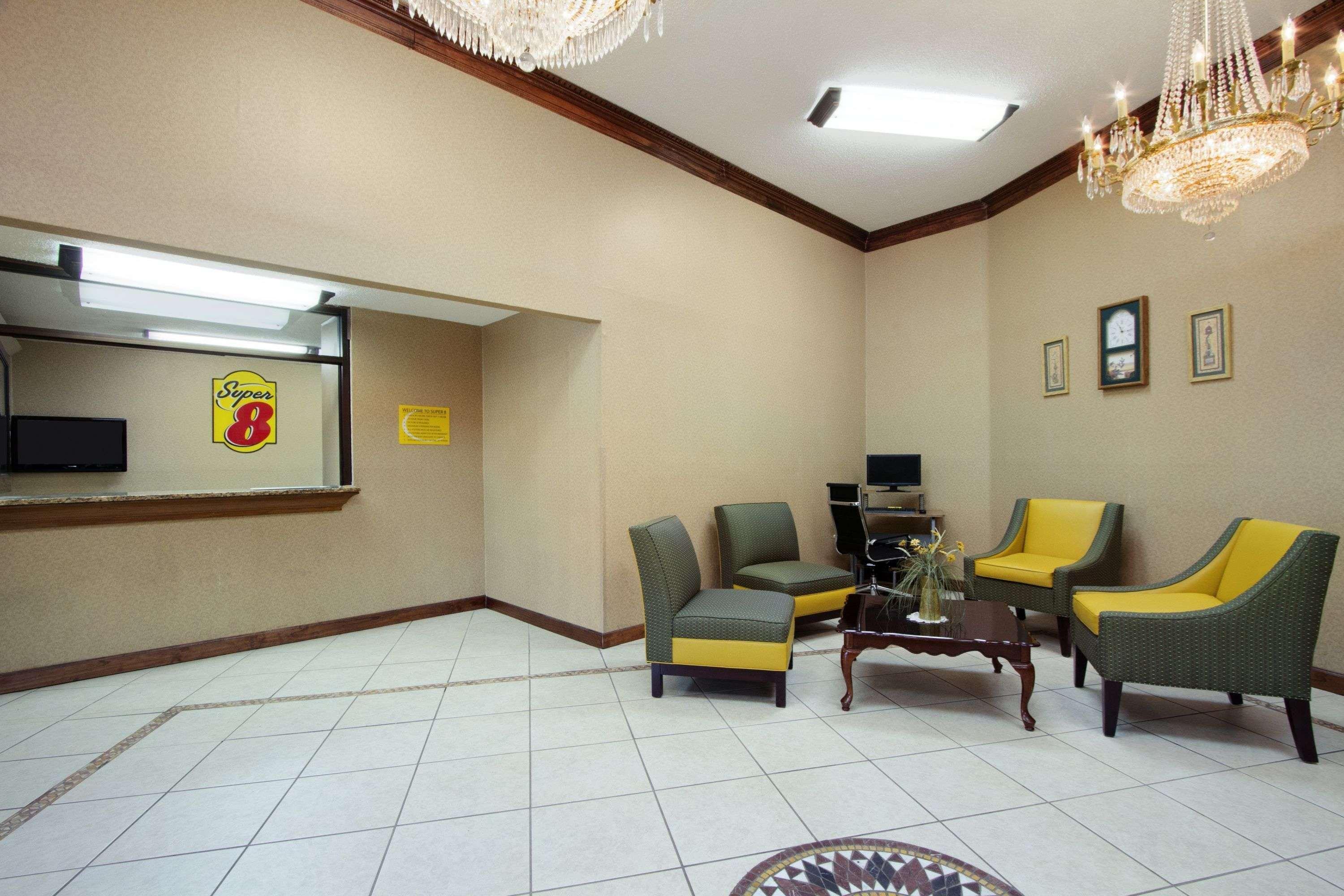 Super 8 By Wyndham Homewood Birmingham Area Exterior photo